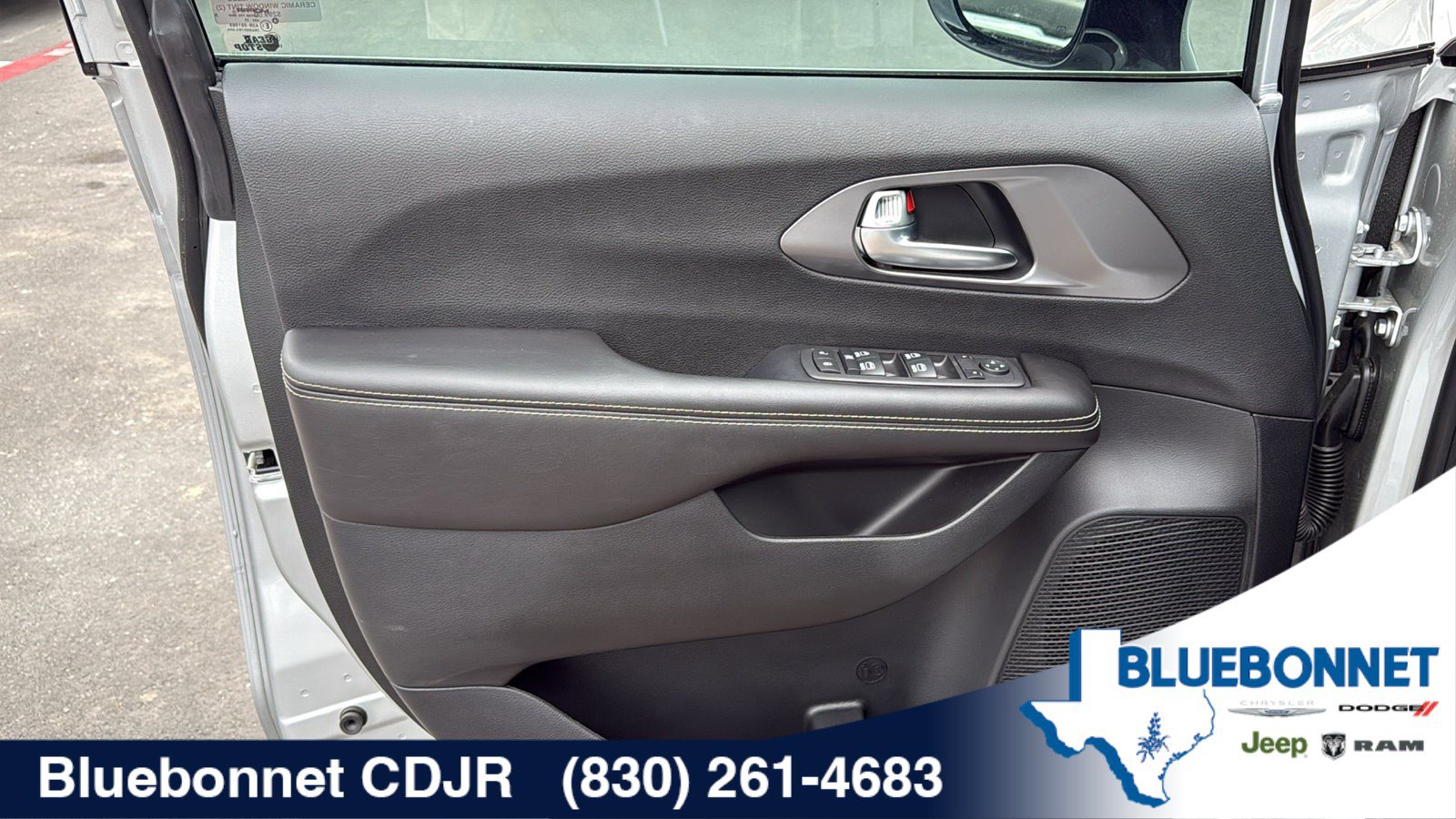 New 2026 Chrysler Voyager LX FWD image 13