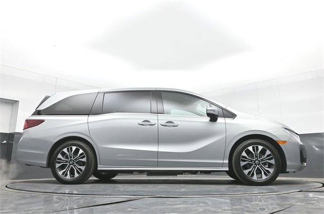 Used 2025 Honda Odyssey Elite image 52