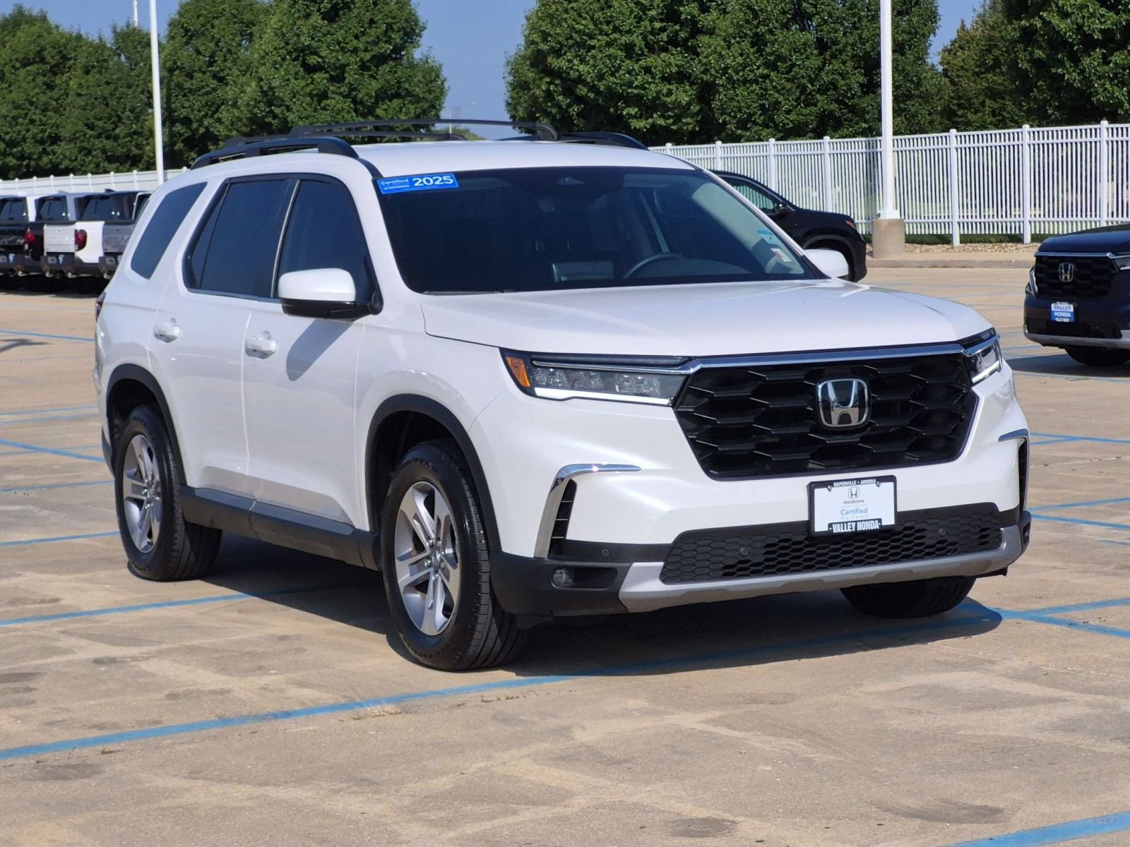 Certified 2025 Honda Pilot EX-L image 4