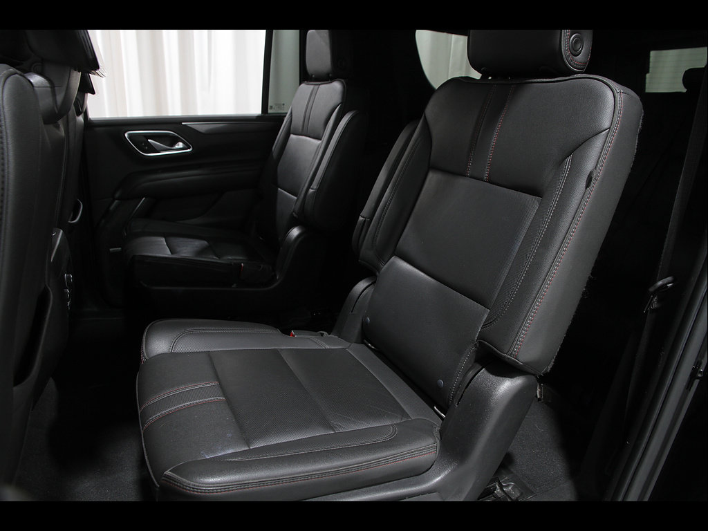 Used 2022 Chevrolet Suburban RST w/ Luxury Package AWD/4WD image 19