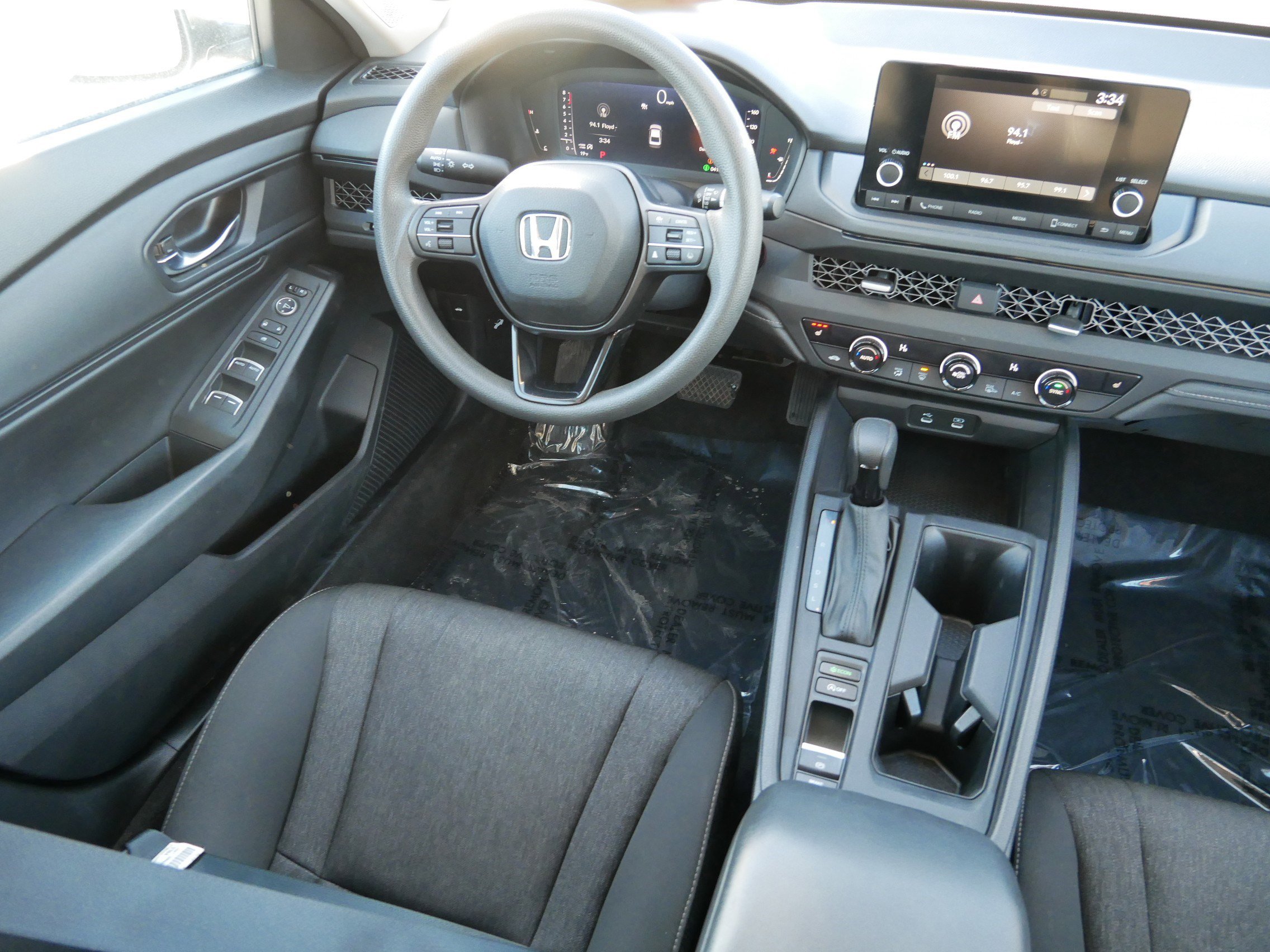 Used 2023 Honda Accord EX image 10