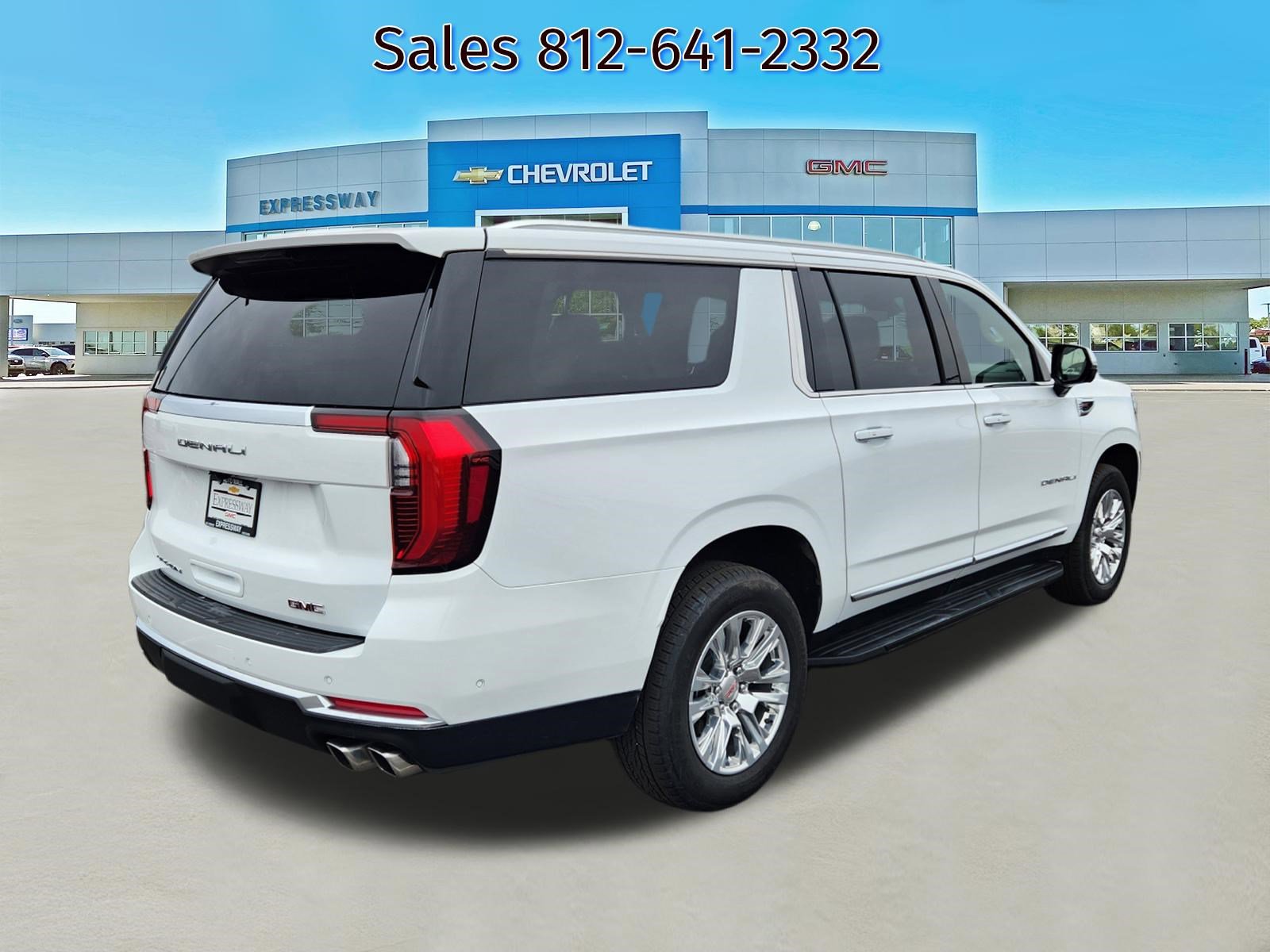 Used 2025 GMC Yukon XL Denali image 7