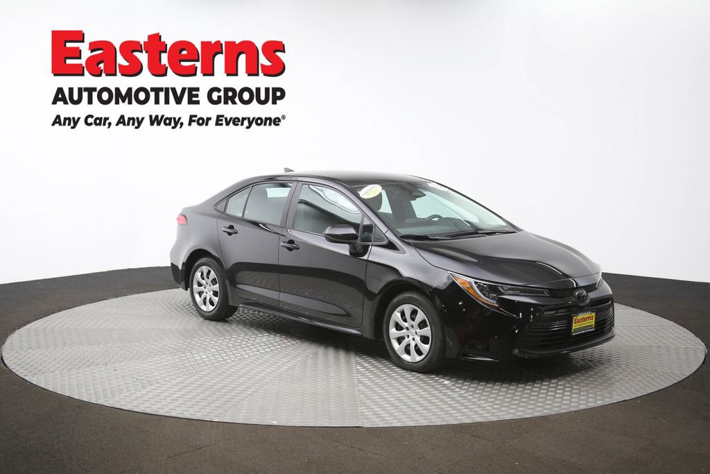 Used 2024 Toyota Corolla LE image 47