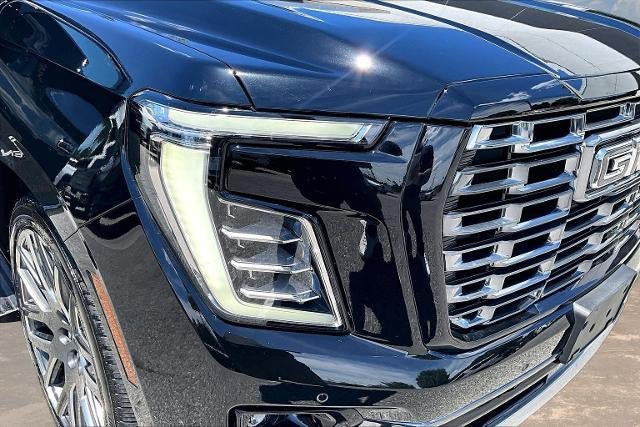 Used 2025 GMC Yukon Denali Ultimate w/ LPO, Floor Liner Package AWD/4WD image 33