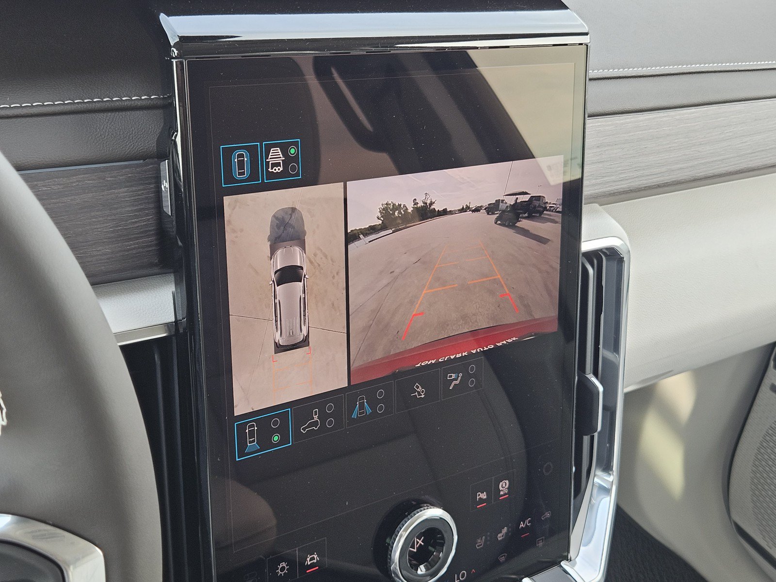 New 2027 GMC Acadia Denali FWD image 13
