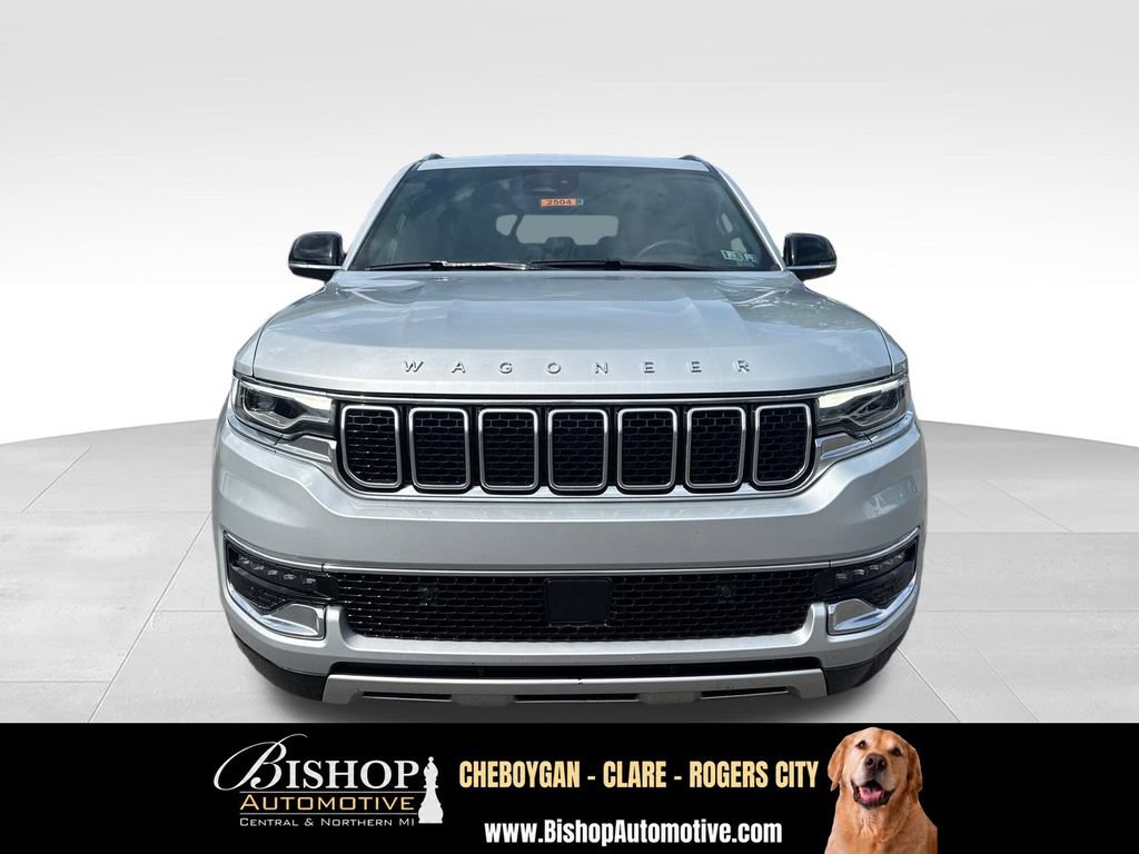 Used 2024 Jeep Wagoneer L Series II w/ Flexible Seating Group AWD/4WD image 14