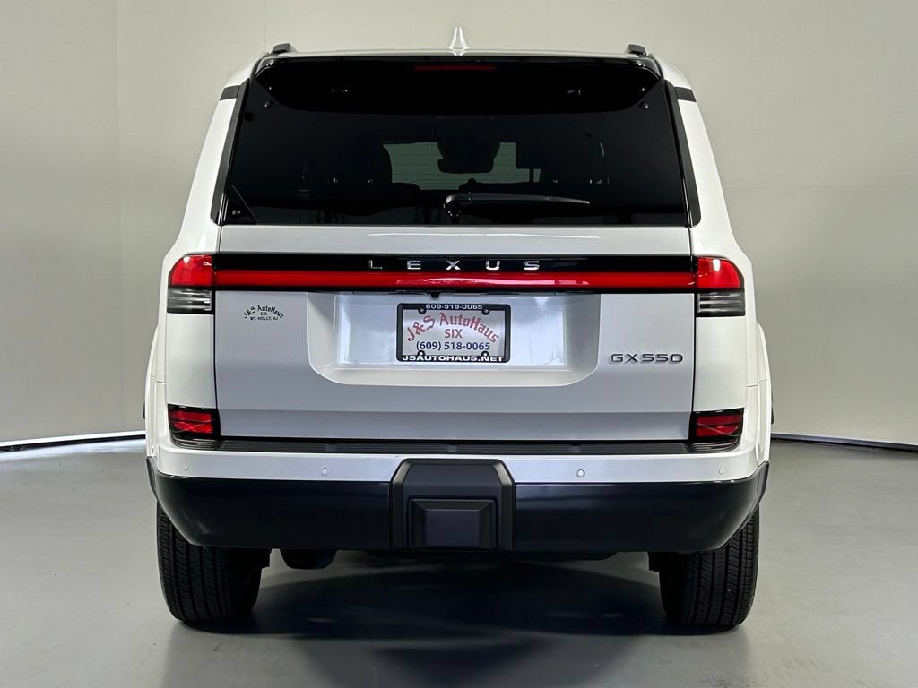 Used 2025 Lexus GX 550 w/ Cold Area Package AWD/4WD image 6