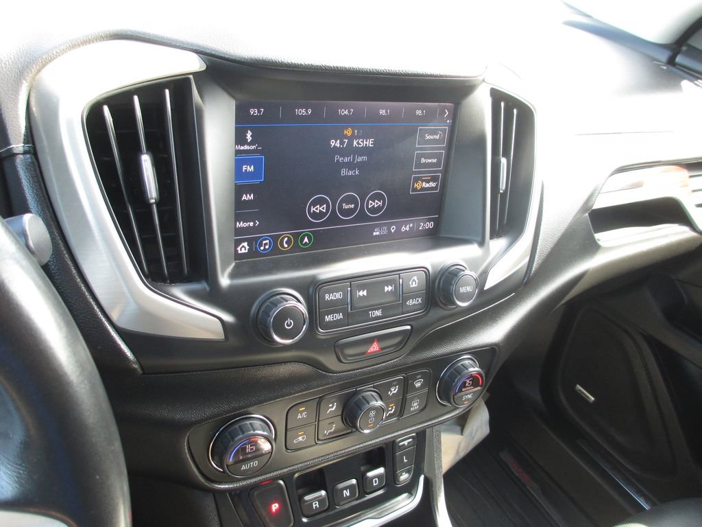 Used 2018 GMC Terrain Denali w/ Advanced Safety Package image 27