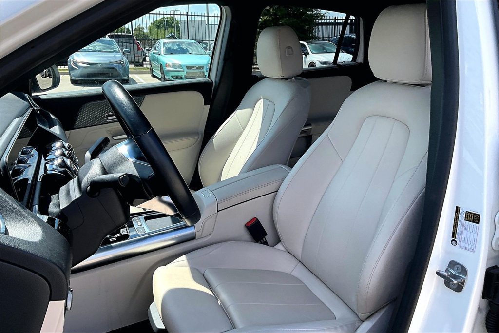 Used 2025 Mercedes-Benz GLA 250 image 28