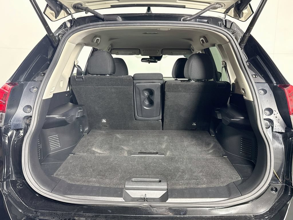 Used 2020 Nissan Rogue SV w/ Premium Package AWD/4WD image 33