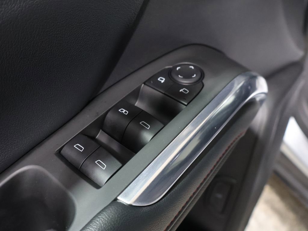 Used 2025 Chevrolet Traverse Z71 image 14