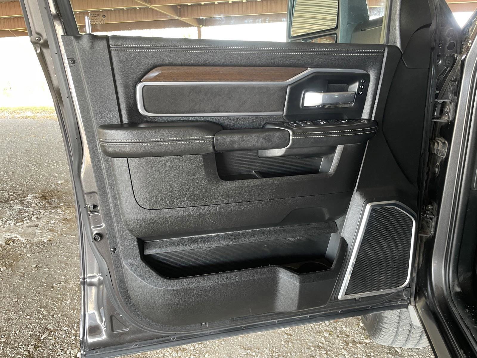 Used 2024 RAM 2500 Laramie image 23