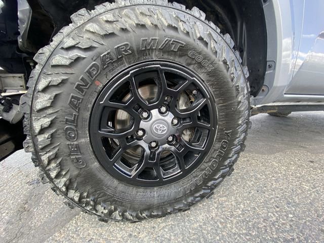 Used 2019 Toyota Tacoma SR5 image 10
