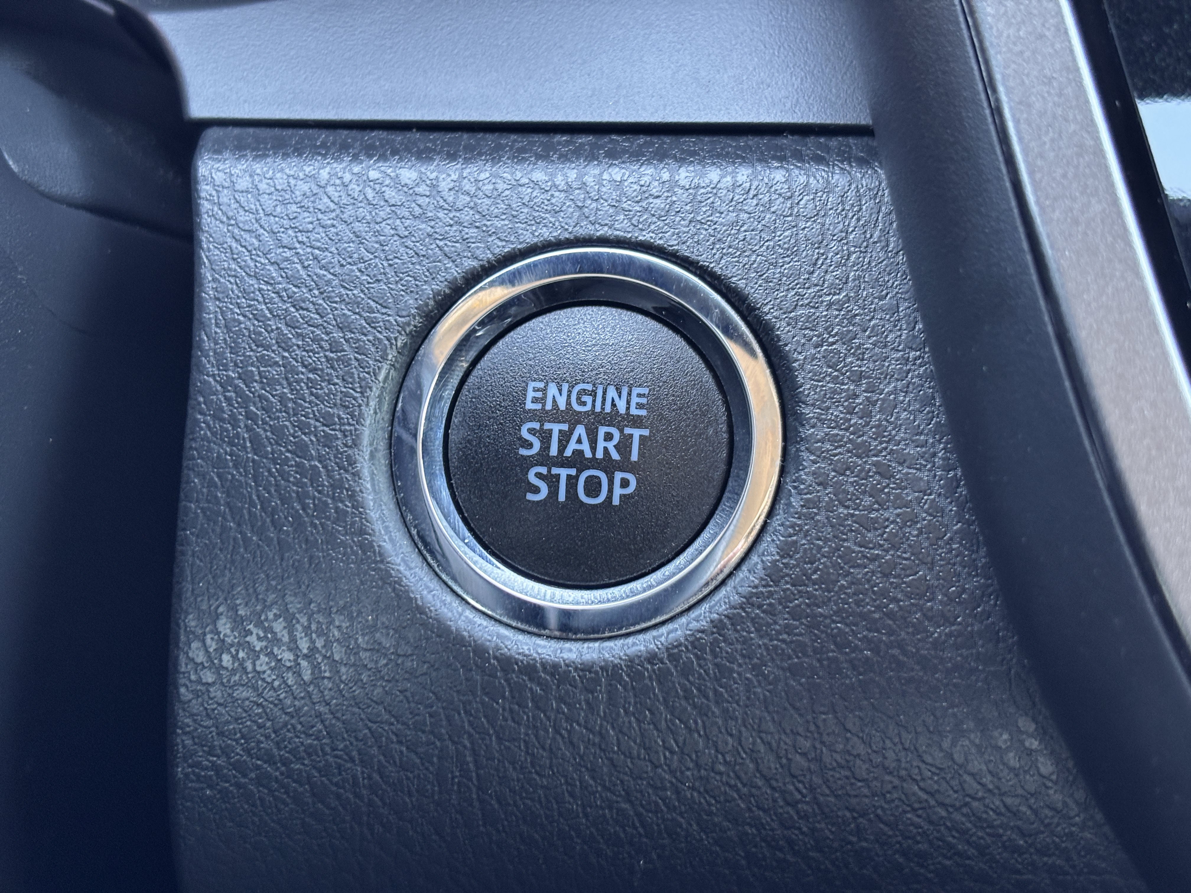 Used 2021 Toyota Camry SE w/ Convenience Package FWD image 27