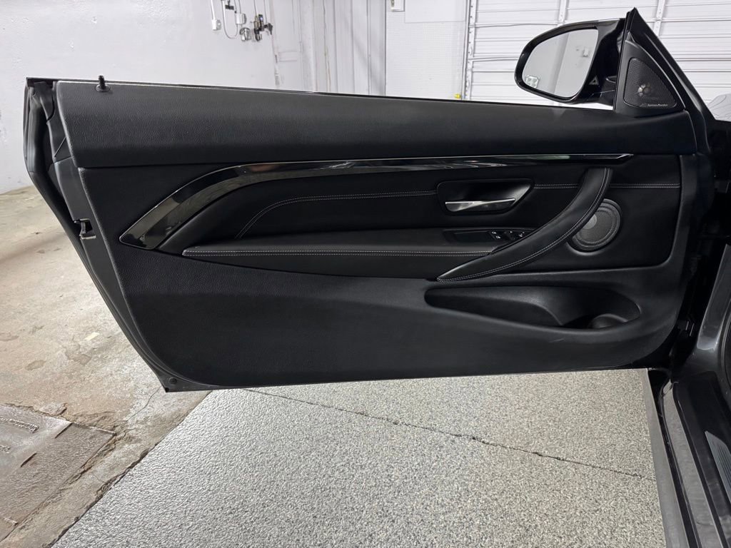 Used 2016 BMW M4 Coupe RWD image 36