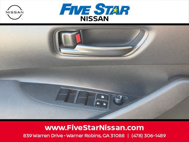 Used 2023 Toyota Corolla LE image 30