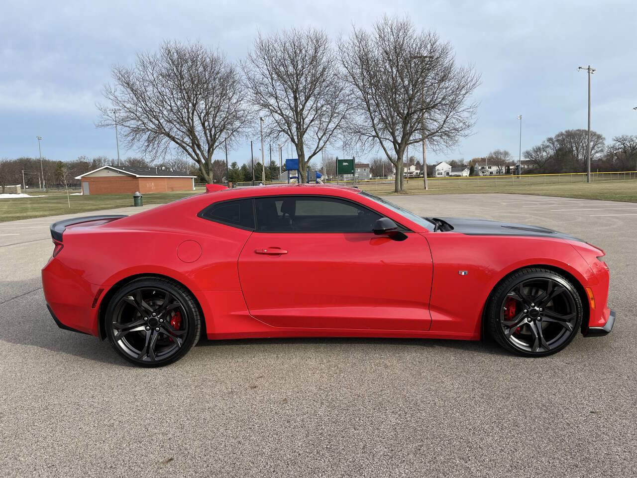 Used 2018 Chevrolet Camaro SS image 29