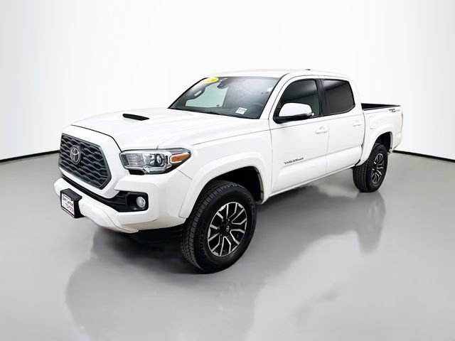 Used 2020 Toyota Tacoma TRD Sport RWD image 3