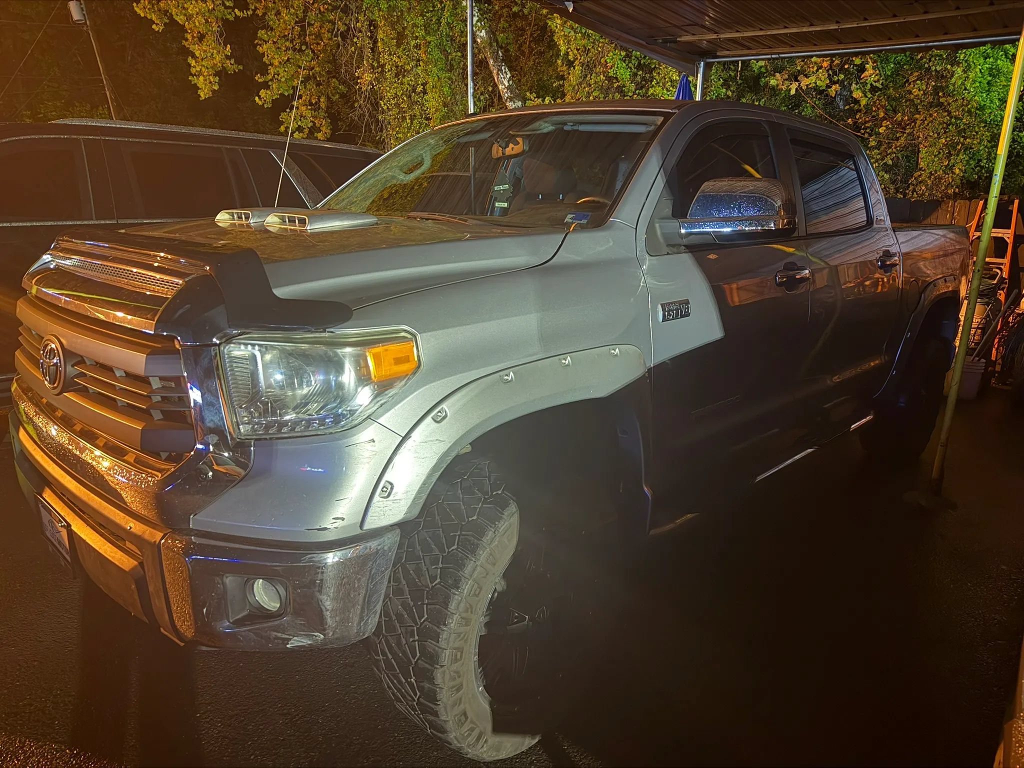 Used 2014 Toyota Tundra SR5 w/ SR5 Upgrade Package