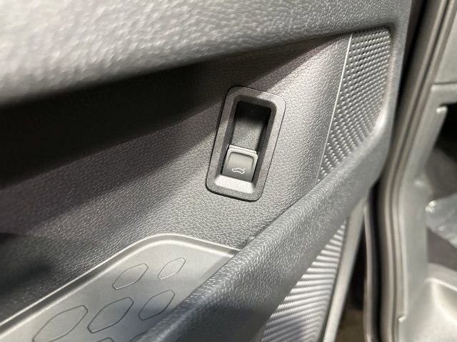 New 2025 Volkswagen ID. Buzz Pro S image 13