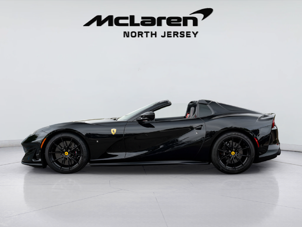 Used 2021 Ferrari 812 GTS RWD image 12