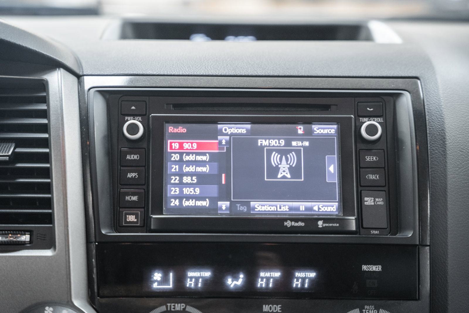 Used 2015 Toyota Sequoia Limited image 26