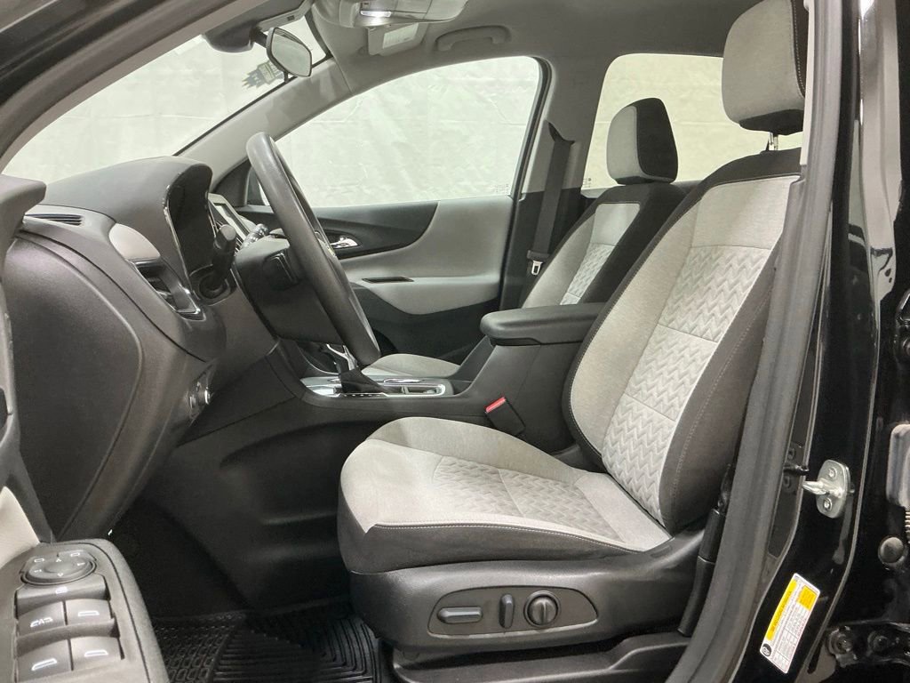 Used 2023 Chevrolet Equinox LT image 9