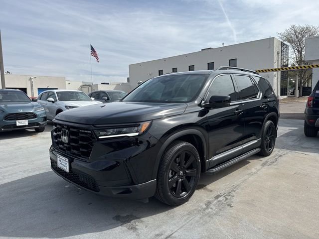Certified 2025 Honda Pilot Black Edition image 2