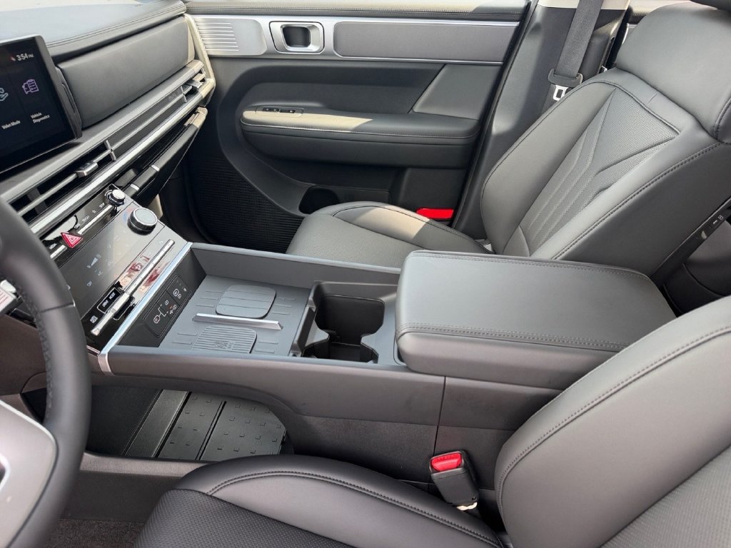 New 2027 Hyundai Santa Fe SEL FWD image 15