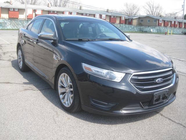 Used 2013 Ford Taurus Limited image 3
