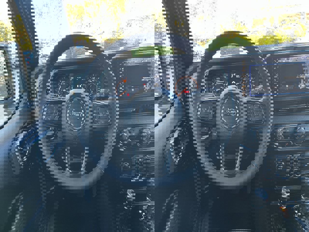 Used 2025 Jeep Wrangler Sport S image 20