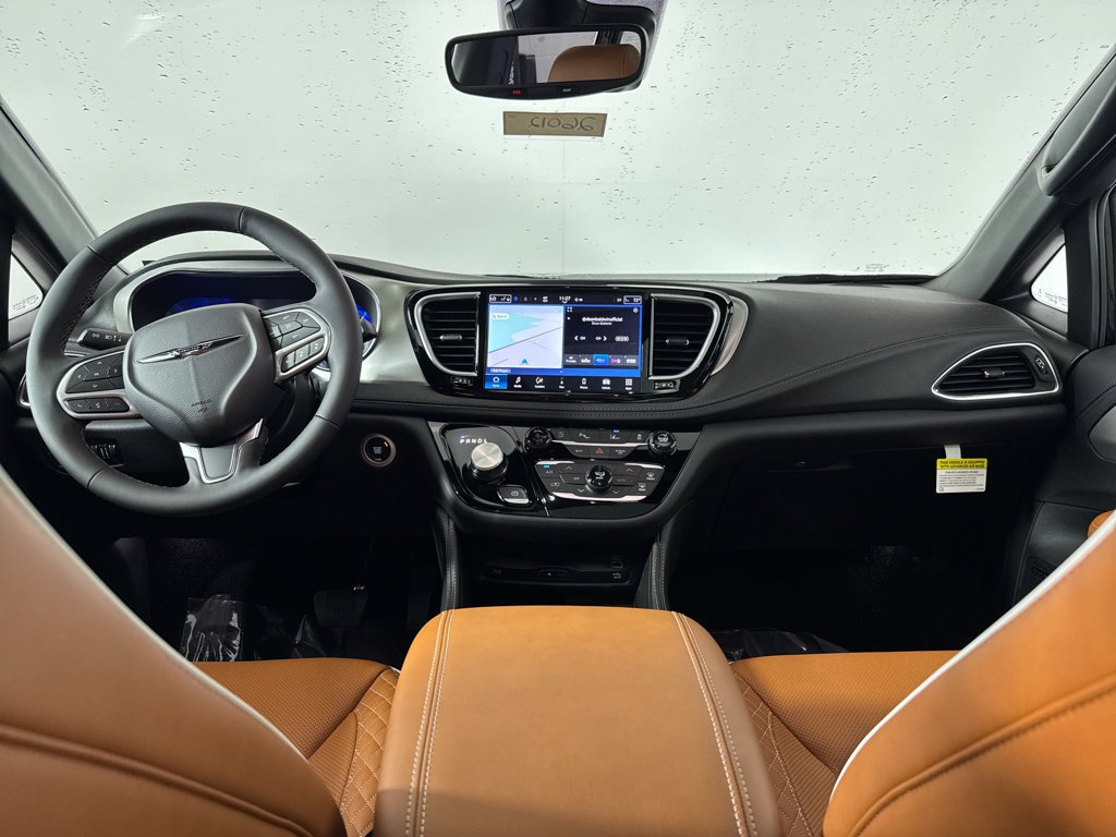 New 2026 Chrysler Pacifica Pinnacle image 7