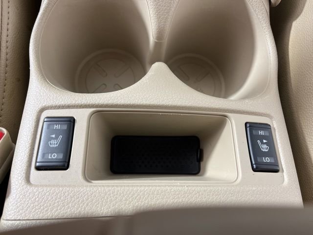 Used 2020 Nissan Rogue SV image 29