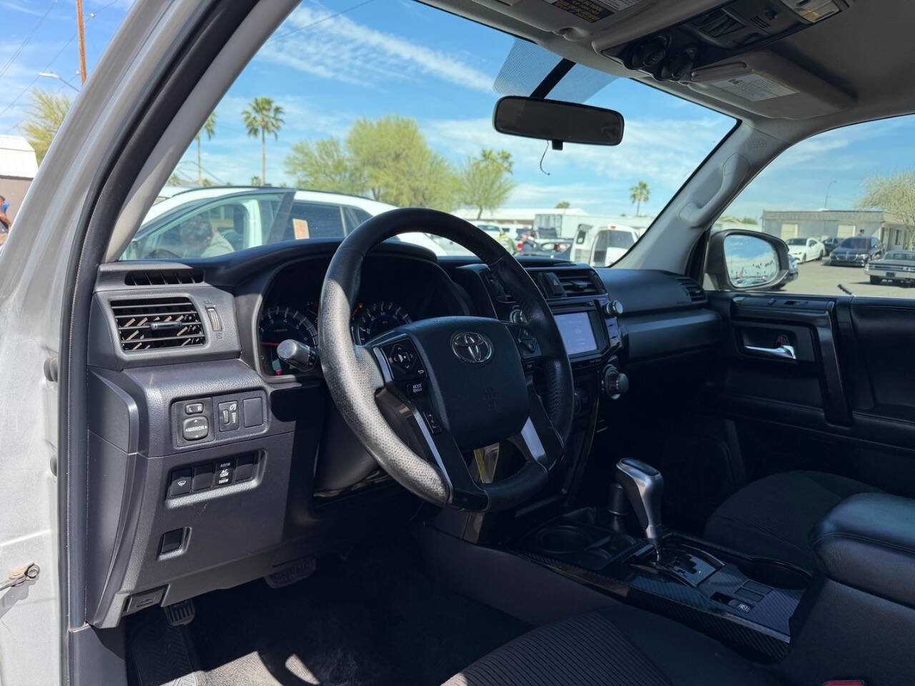 Used 2018 Toyota 4Runner TRD Off-Road image 17