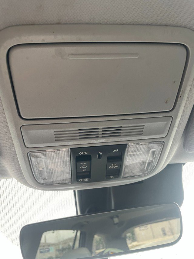 Used 2022 Honda Pilot Special Edition image 43