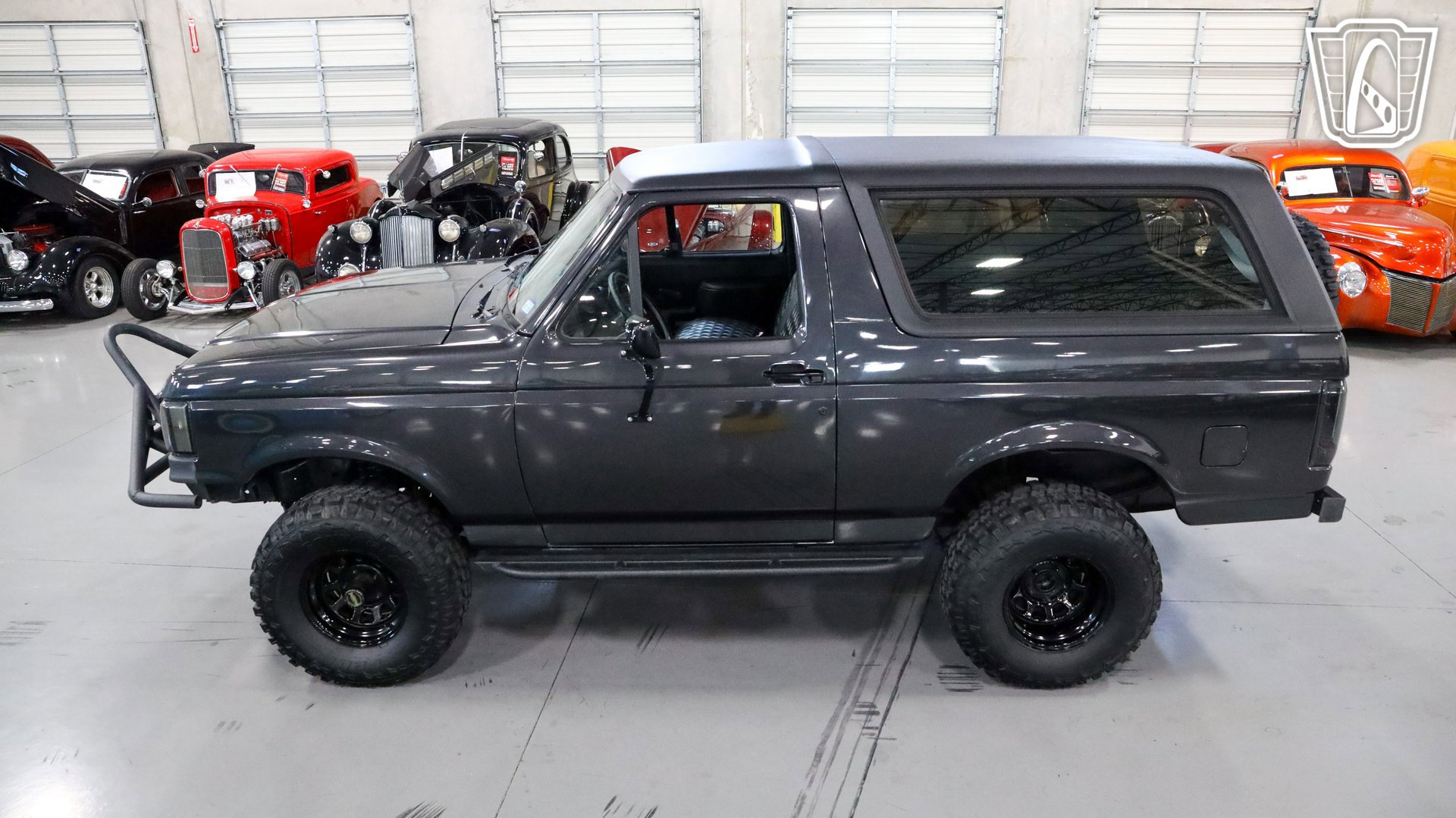 Used 1988 Ford Bronco image 9
