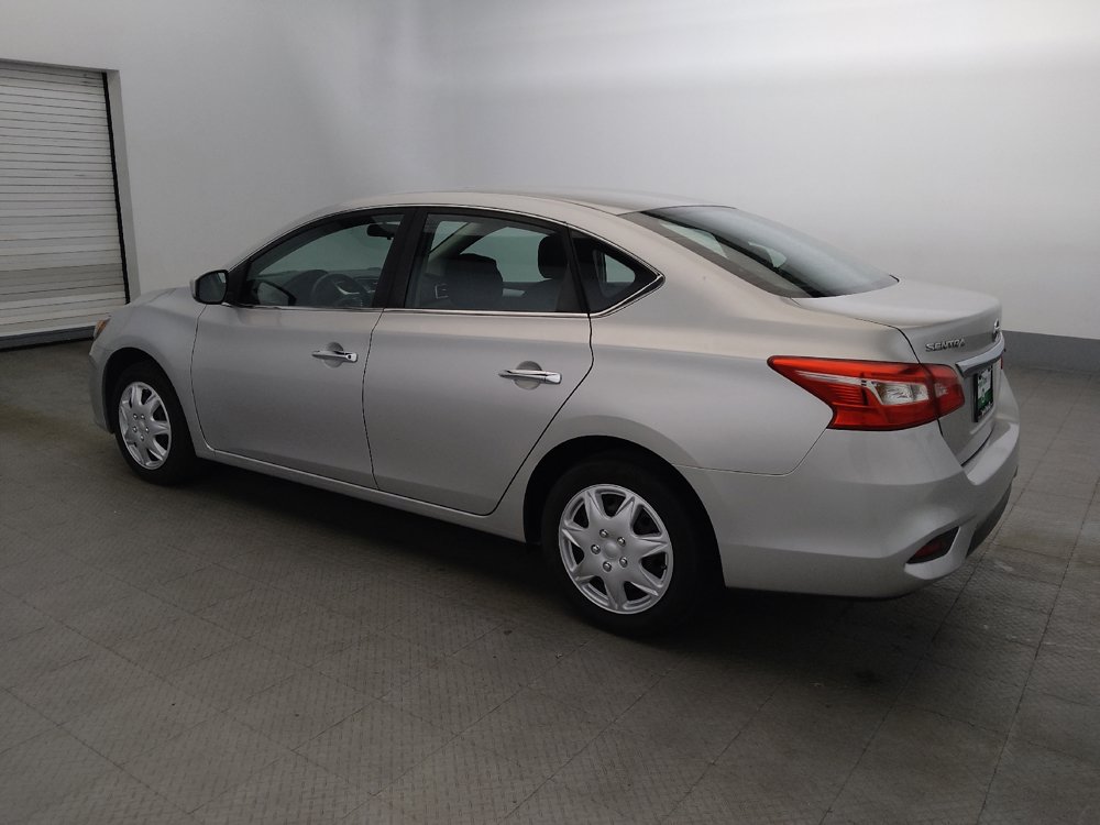 Used 2016 Nissan Sentra S FWD image 3