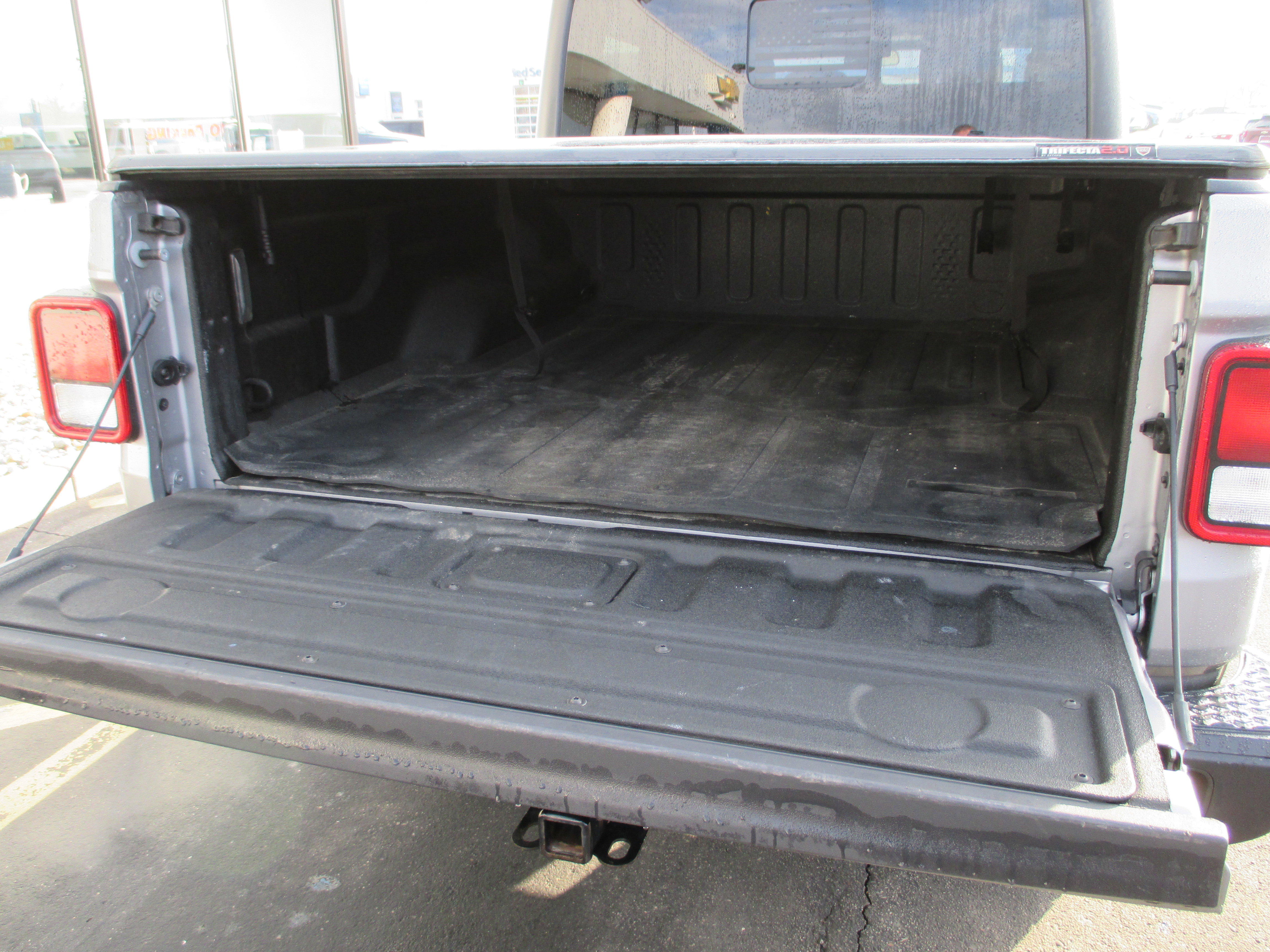 Used 2020 Jeep Gladiator Sport w/ Quick Order Package 24S image 10