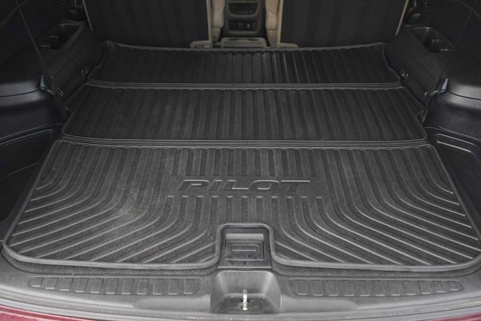Used 2019 Honda Pilot Elite image 27