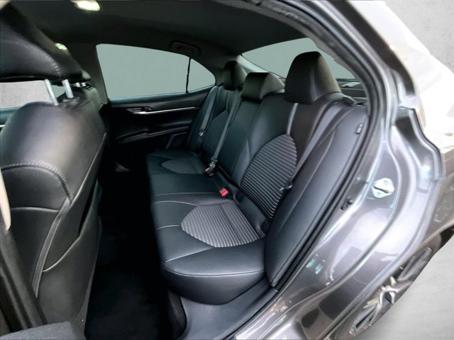 Used 2021 Toyota Camry SE w/ Convenience Package image 27