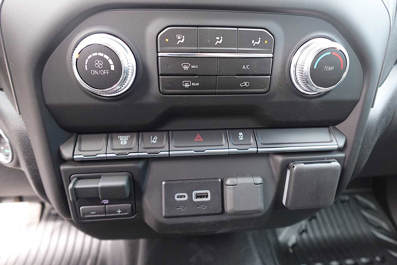 New 2026 GMC Sierra 3500 Pro w/ Convenience Package AWD/4WD image 21