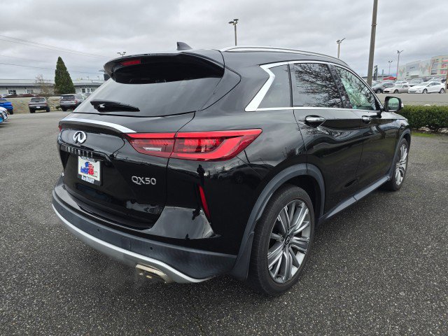 Used 2021 INFINITI QX50 Sensory image 3