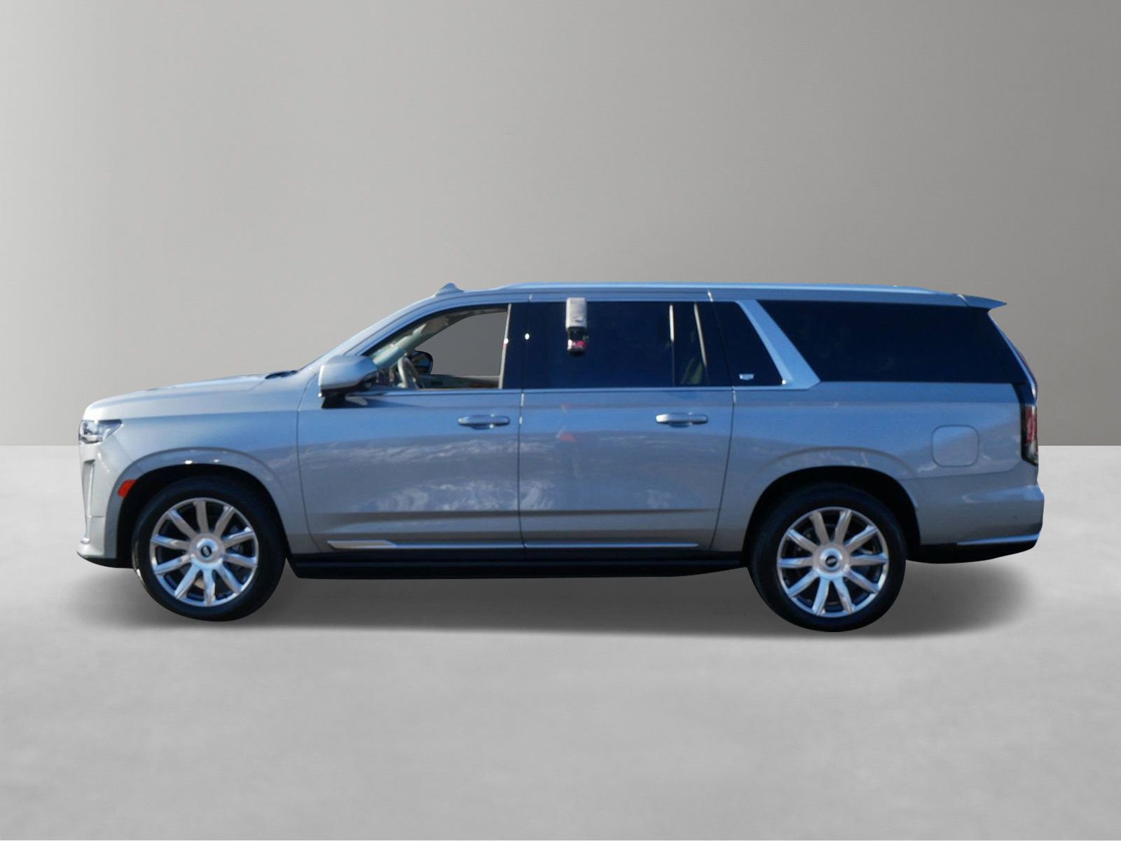 Used 2024 Cadillac Escalade ESV Premium Luxury Platinum image 6