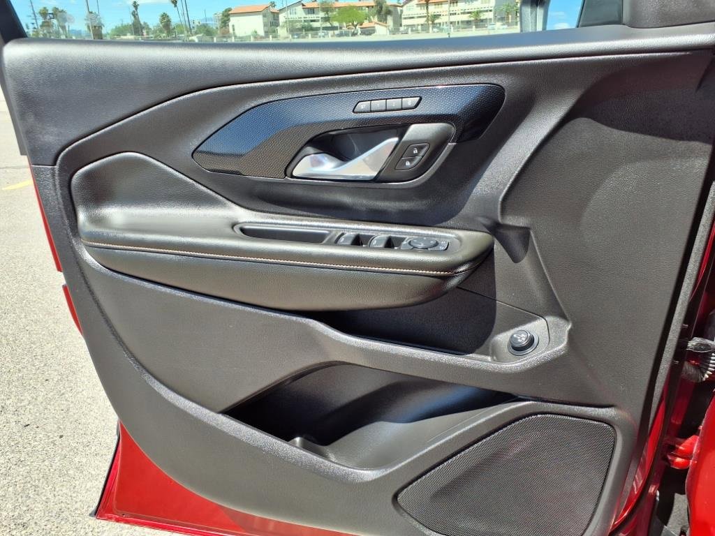 Used 2024 GMC Terrain AT4 w/ Tech Package image 21