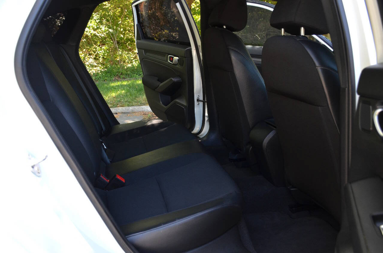 Used 2022 Honda Civic Sport image 9