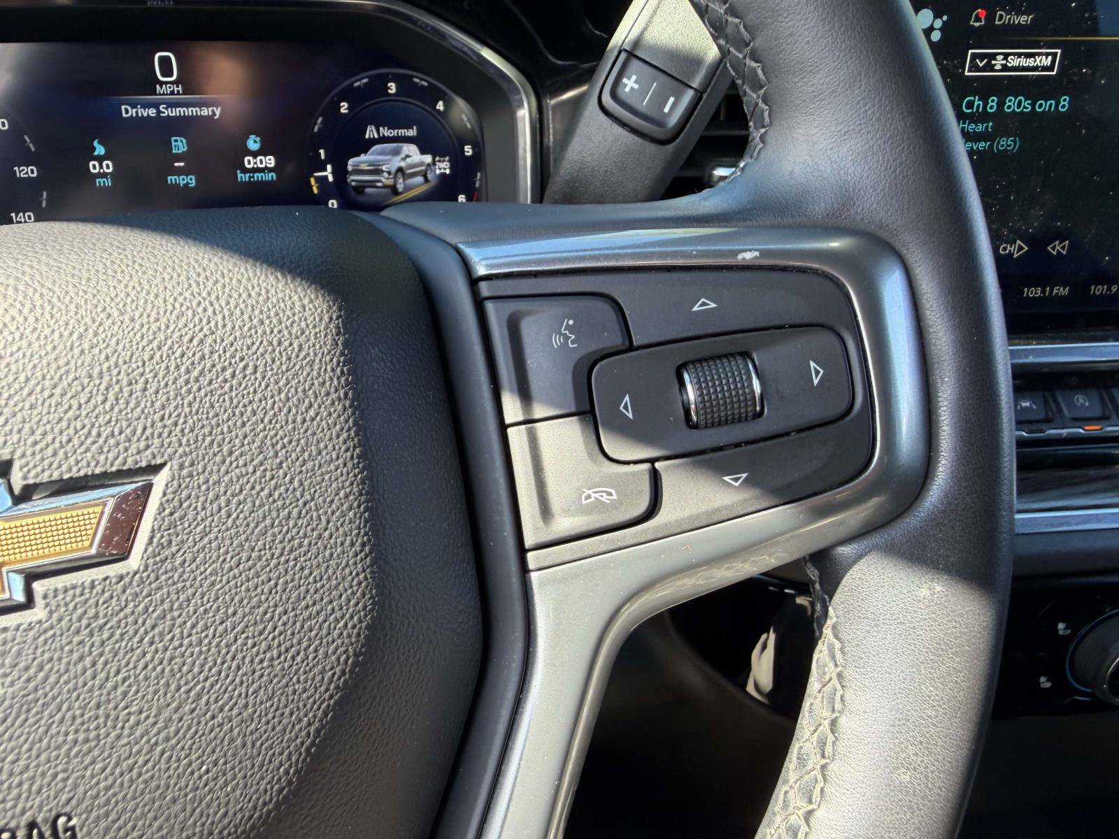 Used 2024 Chevrolet Silverado 1500 LT AWD/4WD image 26