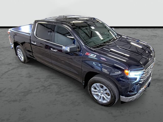 Used 2023 Chevrolet Silverado 1500 LTZ w/ LTZ Premium Package AWD/4WD image 5