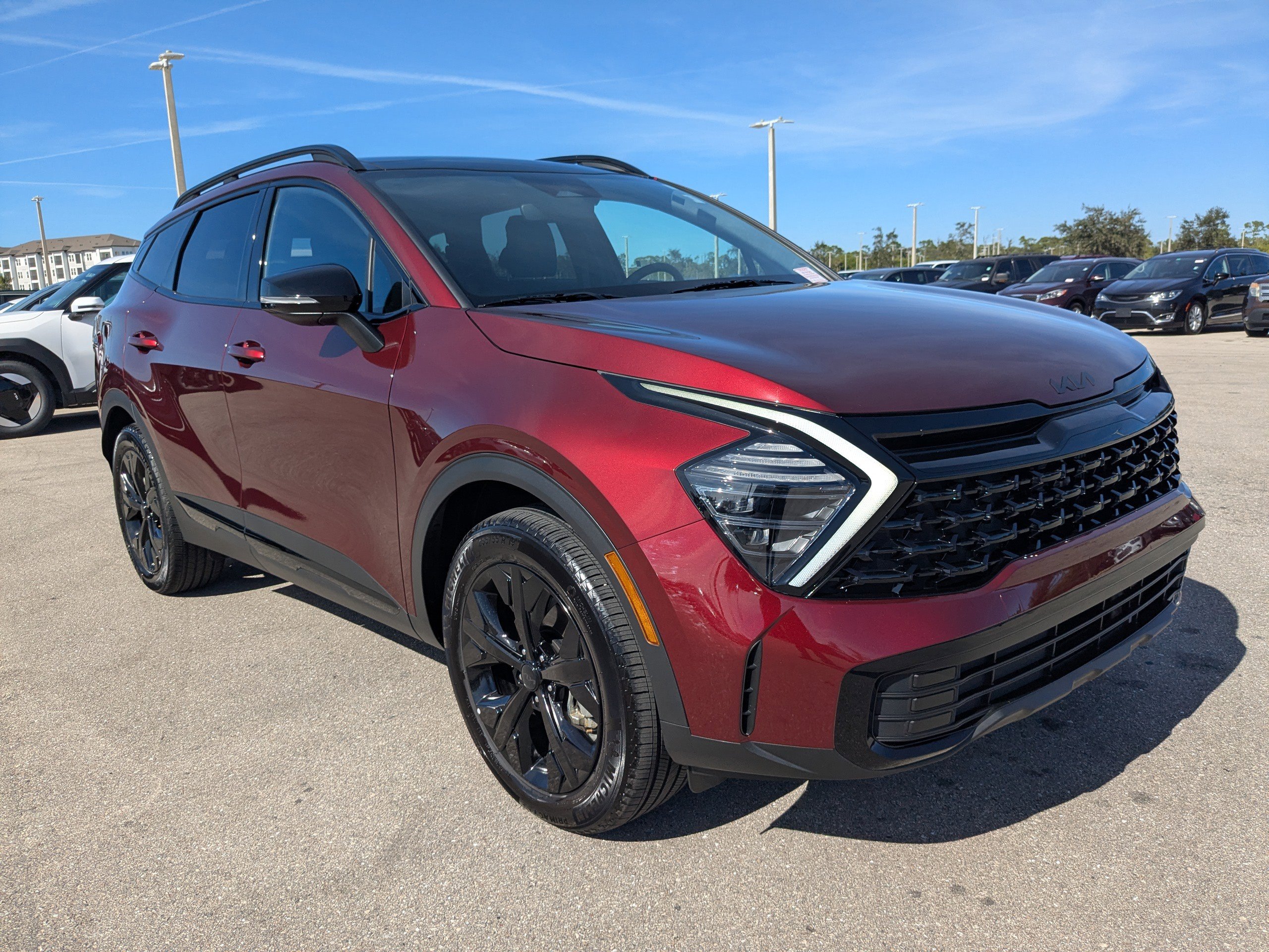 Used 2025 Kia Sportage X-Line image 2