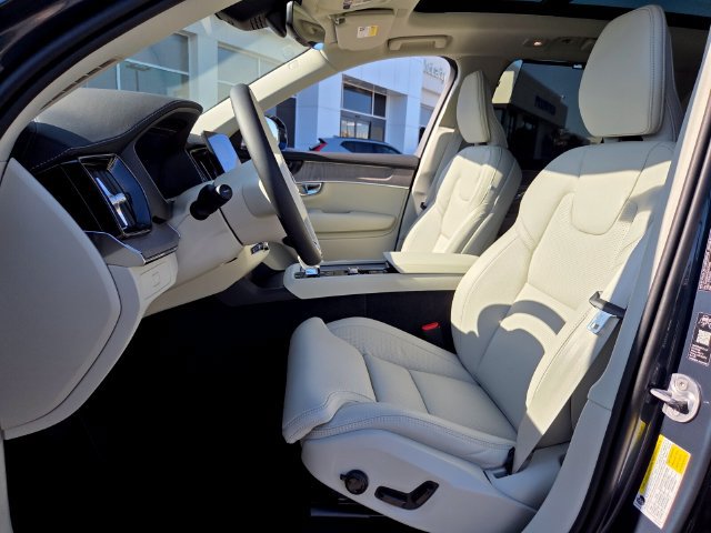 New 2027 Volvo XC90 B6 Ultra AWD/4WD image 7