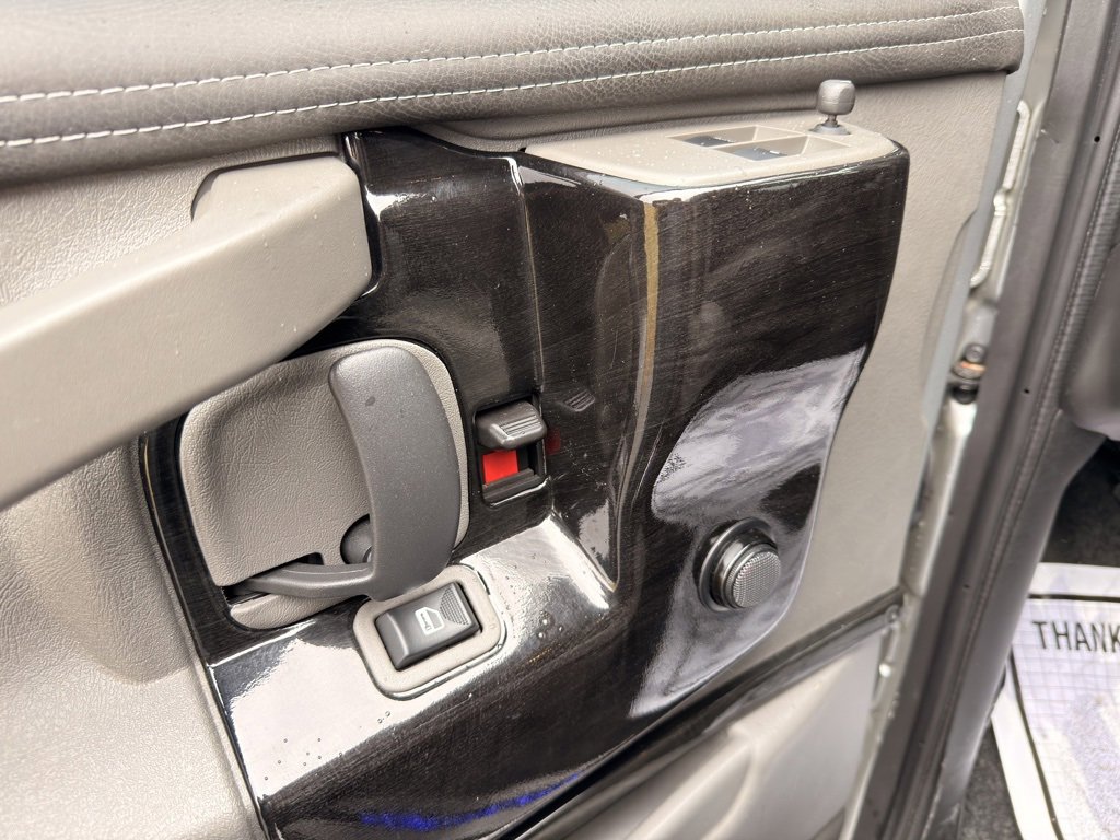 Used 2021 Chevrolet Express 2500 LS w/ Enhanced Convenience Package image 31